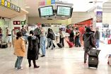 Pasajeros en el AICM.