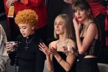 Taylor Swift y Ice Spice en el Super Bowl | AFP