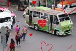 Invitan a las parejas al tour en el Microbús del Amor 2024 para enamorados extremos