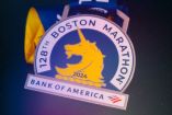 Medalla de Maratón de Boston 2024 con figura de unicornio