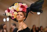 Zendaya lució un gran adorno en su cabeza en la Met Gala 2024