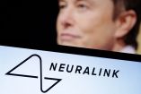 La FDA autoriza el implante de un chip cerebral de Neuralink en un segundo paciente. Foto: Reuters