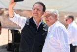 Recorre López Obrador obra de planta potabilizadora con el gobernador de Durango