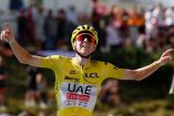 Tadej Pogacar logra la victoria de etapa por segundo día consecutivo en el Tour (Reuters)