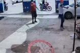 Sujetos bajan de sus motocicletas y disparan en un negocio de autolavado