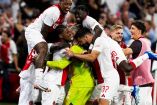 Tras 34 penaltis el Ajax avanza rumbo a Europa League 