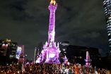 Manifestantes contra la Reforma Judicial en el Ángel de la Indepencia