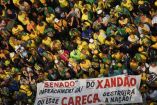 Bolsonaro marcha junto a miles en Brasil para defender la libertad de expresión por suspensión de X