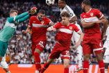 Jugadores de Stuttgart durante partido de Champions League ante Real Madrid.