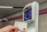 Modernizan pago de acceso al Metro.