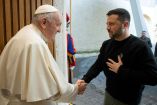 Zelenski se volverá a reunir con el Papa Francisco este miércoles. (Reuters)