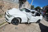 Vehículo BMW baleado en calles del municipio de Ajacuba