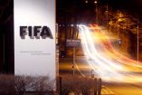 FIFA abierta a negociar las reglas de transferencia tras el fallo de la Unión Europea (Reuters)
