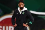Rubén Amorim con chamarra negra del Sporting de Lisboa.