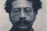  Ricardo Flores Magón con lentes y bigote