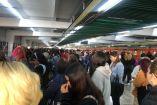 Línea 3 del Metro colapsada.