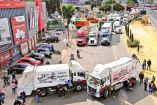 Transportistas dicen que pierden miles de pesos por el cierre de las vialidades en Ecatepec.