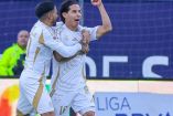 Diego Lainez celebra su primer gol con Tigres en el Clausura 2025 de la Liga MX.