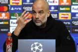 Pep Guardiola compareciendo ante la prensa.
