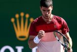 Carlos Alcaraz se mantiene como gran favorito para ser campeón de Indian Wells tras las eliminaciones de Zverev y Djokovic.