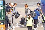 Beisbolistas de Dodgers llegando a Tokio.