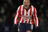 'Chicharito' celebra gol de Chivas ante FC Juárez en la Jornada 12 del Clausura 2025 en Liga MX.