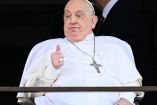 Convaleciente por neumonía, el Papa Francisco hará acto público por Pascua