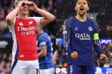 Es la primera ocasión en la historia que Arsenal y PSG se enfrentan fuera de Fase de Grupos en Champions League.