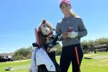 Isabella Fierro en un campo de golf.