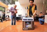 En las alcaldías Benito Juárez y Coyoacán se encontró a electores que estudiaron los perfiles de los candidatos. Fotos: Daniel Betanzos y Elizabeth Velázquez