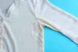 Cómo quitar manchas de desodorante en la ropa en 5 minutos