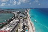 Las hermosas playas de Cancún lucen libres de sargazo