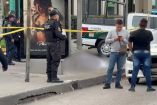 El cuerpo de la víctima quedó tendido cerca de una parada de transporte público. Foto: Ricardo Vitela
