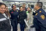 El comisario jefe Oswaldo Cantellano, titular de la PBI, se comprometió a cubrir todos los gastos veterinarios que resulten del caso. Foto: SSC-CDMX