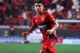 Gilberto Mora en un partido con Xolos.