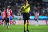 Adonai Escobedo en el León vs Chivas.