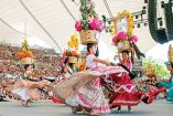 Las representaciones del Primer Lunes del Cerro cerraron con la delegación de Flor de Piña, de la Cuenca del Papaloapan.