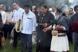 Ministros participan en ritual de purificación de bastones de mando en Cuicuilco