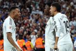 Mbappé y Ceballos celebrar un gol. Foto: AFP