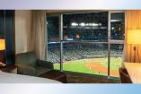 Vista al campo de estadio de Blue Jays desde una habitación del Toronto Marriott City Centre.