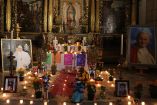 Ofrenda por el día de muertos en la Catedral de la CDMX