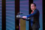 El ministro de Asuntos Exteriores de España, José Manuel Albares, pronuncia un discurso desde un podio durante el Congreso Futuro Iberoamericano, celebrado en Casa de América, Madrid, el 31 de octubre de 2025, en el contexto de un evento con enfoque en relaciones diplomáticas y memoria histórica.