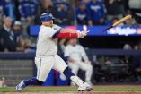 Alejandro Kirk no logra conquistar el Guante de Oro ni la Serie Mundial con Toronto Blue Jay.(Reuters)