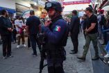 Policía y más gente en las calles de Michoacán
