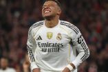 Kylian Mbappé volvió a España con un tobillo lastimado.