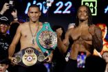 David Benavidez con su oponente Anthony Yarde