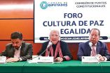 Olga Sánchez Cordero, al centro, en foro por reforma en materia de la cultura de la paz.