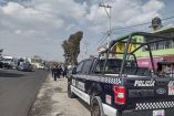 Patrulla estacionada en la carretera Cuaxomulco- Apizaco