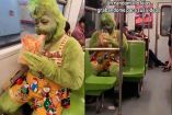 El Grinch fue captado viajando en la Línea 3 del Metro de la CDMX