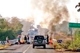 Bloqueo y quema de llantas en Buenavista, Michoacán.